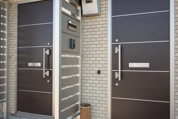 アパートの玄関