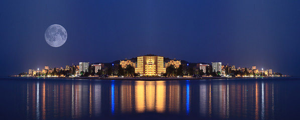 Fototapeta na wymiar night landscape panorama sea hotels lights