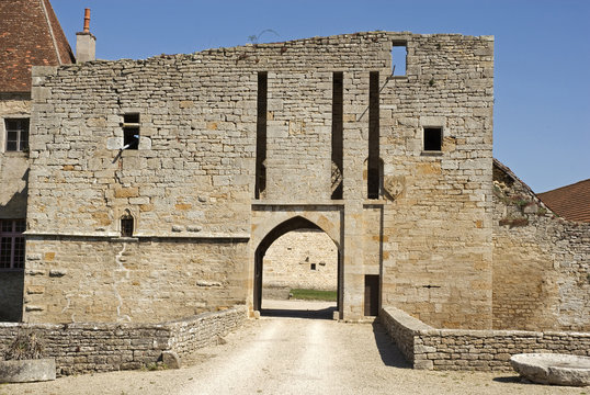 Chateau XIIe et XVe, Eguilly, 21, cote d'or