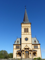 Fototapeta na wymiar église LofotenKatedrale à Kabelvag en Norvège