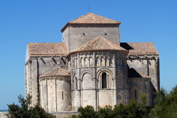 Fototapeta premium Église romane Sainte-Radegonde à Talmont-sur-Gironde