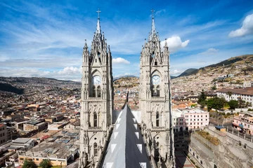 Foto op Plexiglas Twin steeples of the Basilica del Voto Naciona in Quito, Ecuador © Noradoa