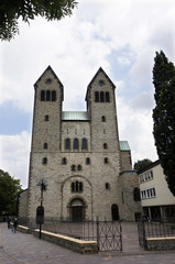 Fototapeta na wymiar Abdinghofkirche