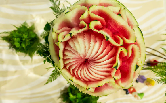 Watermelon carving in the form of flower.