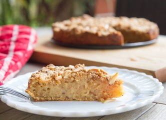 Apple cake