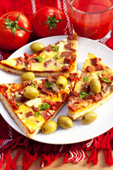 slice of pizza and fresh tomato juice