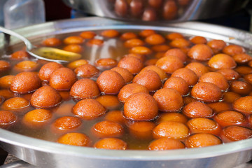 Gulabjamuns