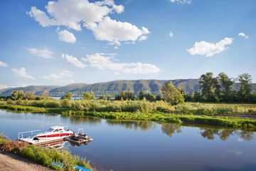 Naklejka premium river landscape