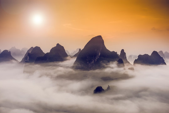 Fototapeta Karst Mountains in Guilin, China