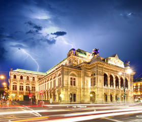 Fototapeta na wymiar Vienna state opera at storm