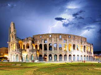 Fototapeta na wymiar Rome - Colosseum with storm