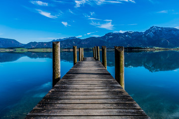 Holzsteg am See