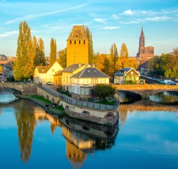 Ponts Couverts à Strasbourg au crépuscule