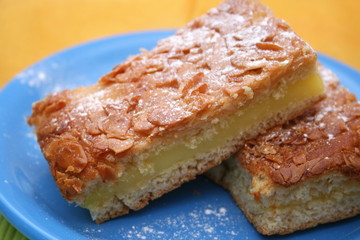 Bienenstich