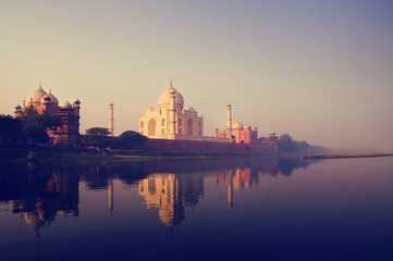 Obraz premium Taj Mahal India Seven Wonders Concepts