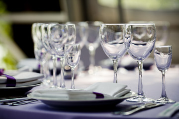 Empty glasses in restaurant