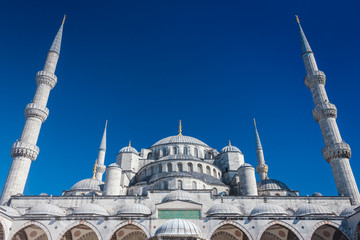 Fototapeta na wymiar Front of Blue Mosque against blue summer sky