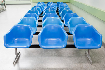 Fototapeta premium empty waiting seats in hospital