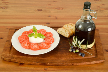 Dish with tometo and mozzarella