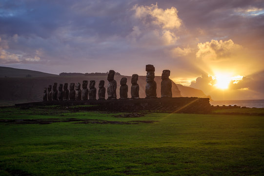 Dawn on Isla de Pascua. Rapa Nui. Easter Island