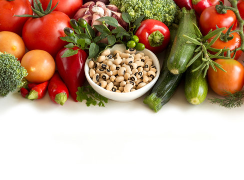 Raw Black Eyed  Peas And Vegetables