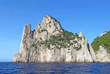 Fototapeta premium The sea stack (faraglione) Stella off the coast of Capri, Italy