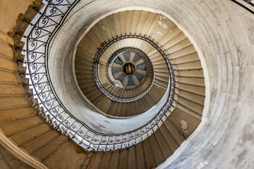 Escaliers d'une tour de Fourvière 