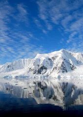 Foto op Aluminium antarctic landscape © fivepointsix