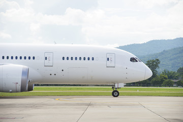 Commercial airplane taxiing
