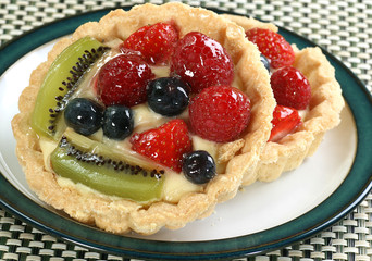 mixed fruit tarts