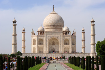 Fototapeta na wymiar Taj Mahal from reflection pool - Agra, India