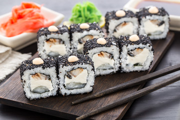 Sushi rolls with eel and creamcheese