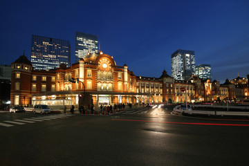 Fototapeta na wymiar 東京駅　夜景　161