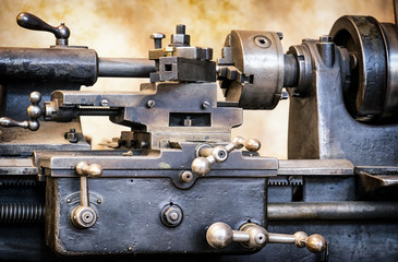 old turning lathe