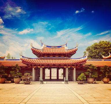 Gates of Lian Shan Shuang Lin Monastery