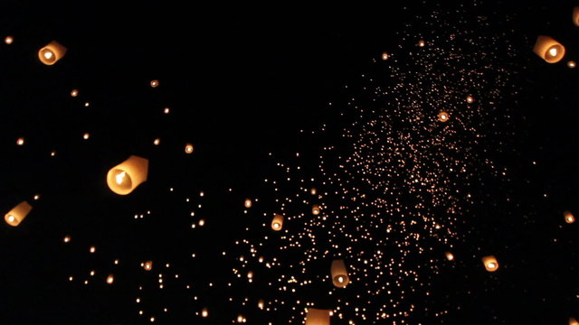Floating asian lanterns in ChiangMai ,Thailand - length 1 min