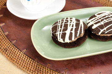 Chocolate cookie cake