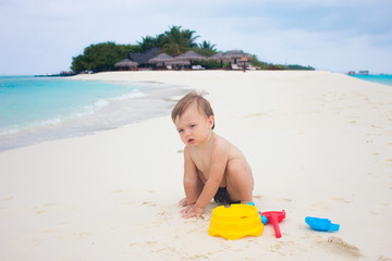 Little kid at the beach