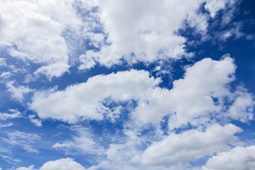 Naklejka premium White clouds in blue sky