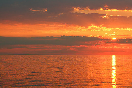 sunset on the lake red © kichigin19
