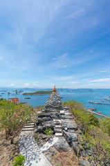 Fototapeta premium Buddha statue at top view of Sichang island