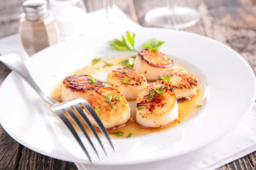 seared scallop
