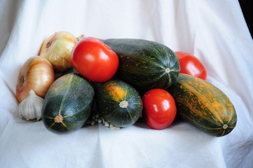 Натюрморт с кабачками