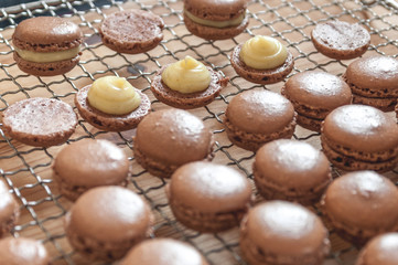 Macaron production 2