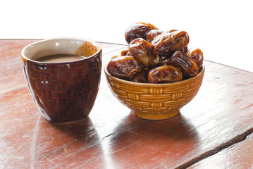 Dried date palm fruits