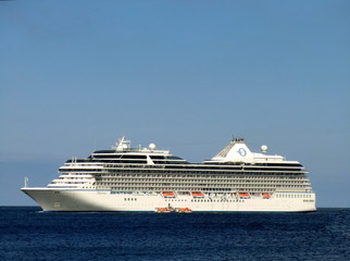 Cruise ship