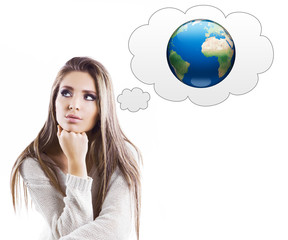 Ragazza pensierosa terra
