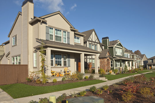 Row of new homes in Willsonville Oregon.