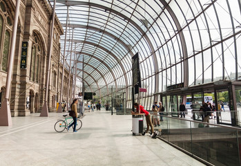 Panoramic view on glass roof of Strasbourg's railway station bui - obrazy, fototapety, plakaty