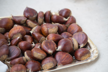 Obraz premium chestnuts background